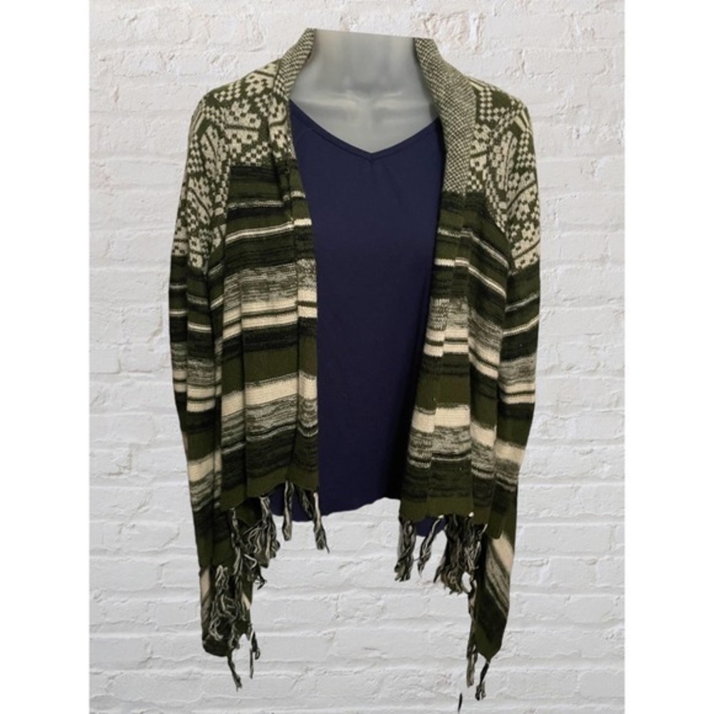 Hooked Up IOT Open Fringe Duster